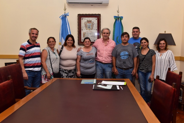 JAVIER GASTÓN: “ACOMPAÑAMOS A LOS CHICOS DE LA ESCUELITA DE TIRO FEDERAL EN EL DESARROLLO DE PRÁCTICAS DEPORTIVAS PORQUE ES SUMAMENTE VALIOSO PARA SU CRECIMIENTO”