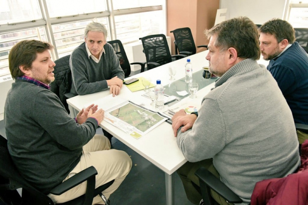 PARA LOGRAR EL SANEAMIENTO DEL BASURAL, JAVIER GASTÓN SE REUNIÓ CON REPRESENTANTES DE LA OPDS.