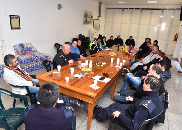 REUNIÓN DE DISTINTAS ÁREAS PARA PROFUNDIZAR ACCIONES VINCULADAS A LA SEGURIDAD LOCAL. 