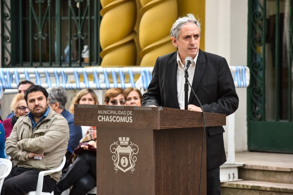 JAVIER GASTÓN: “QUE NUESTRO PADRE DE LA PATRIA NOS SIGA GUIANDO SIEMPRE PORQUE NUESTRA CIUDAD SERÁ LO QUE DECIDAMOS QUE SEA, O NO SERÁ NADA”. 