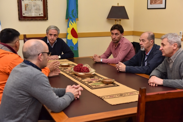 CON LA LLEGADA DE LOS NUEVOS MATERIALES LA PRÓXIMA SEMANA COMIENZA LA EXTENSIÓN DEL GAS NATURAL EN EL BARRIO 30 DE MAYO