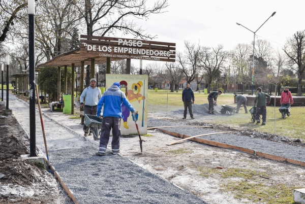 ESTE FIN DE SEMANA VECINOS Y TURISTAS PODRÁN DISFRUTAR DE UN PASEO DE EMPRENDEDORES Y ARTESANOS RENOVADO