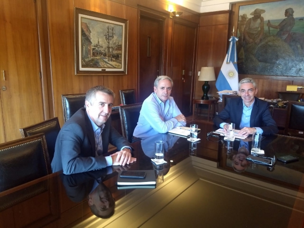 JAVIER GASTÓN FUE RECIBIDO POR EL MINISTRO NACIONAL DE TRANSPORTE