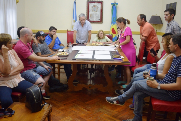 JAVIER GASTÓN: “EL TRABAJO MUNICIPAL ARTICULADO ES LA CLAVE PARA QUE DISFRUTEMOS DE UNA HERMOSA FIESTA POPULAR”