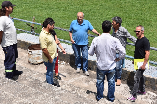 PABLO FRANCESE: “QUEREMOS TRABAJAR EN CONJUNTO CON LOS CLUBES QUE INTEGRAN LA LIGA PARA PONER EN VALOR EL POLIDEPORTIVO MUNICIPAL”