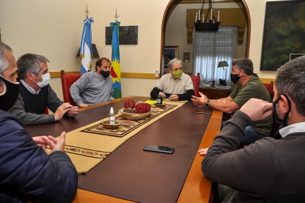 JAVIER GASTÓN: “ESTAMOS PENSANDO EN EL FUTURO DE LA CIUDAD CON MÁS VIVIENDAS, MÁS SERVICIOS Y MÁS ESPACIOS DONDE SE FORTALEZCAN LAZOS SOCIALES Y COMUNITARIOS”