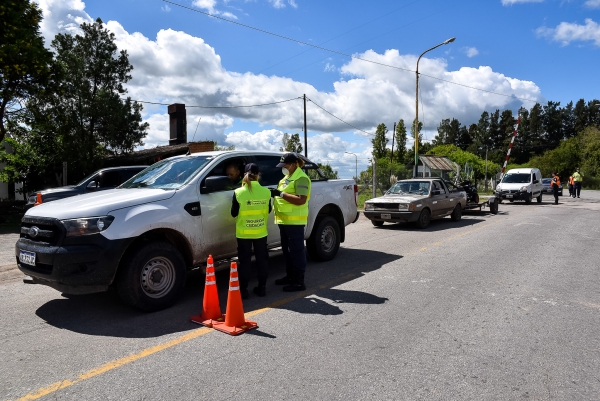 EXHAUSTIVOS CONTROLES SANITARIOS EN LOS ACCESOS A CHASCOMÚS