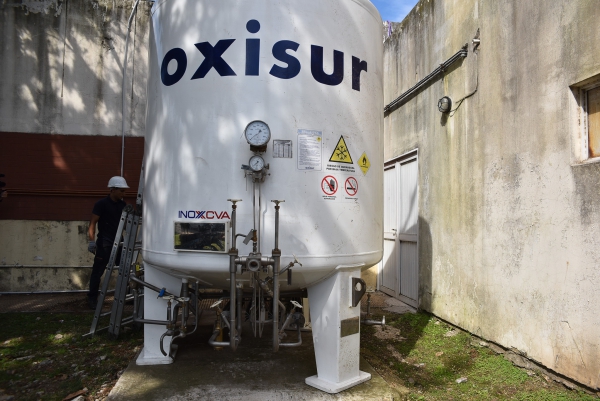 EL HOSPITAL MUNICIPAL CUENTA CON UN TANQUE INDUSTRIAL DE OXÍGENO PARA LA TERAPIA INTENSIVA