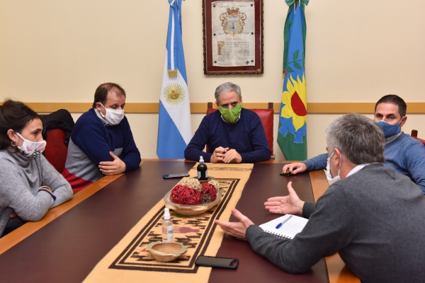 JAVIER GASTÓN RECIBIÓ A INTEGRANTES DE LA COMISIÓN DIRECTIVA DEL CLUB TIRO FEDERAL