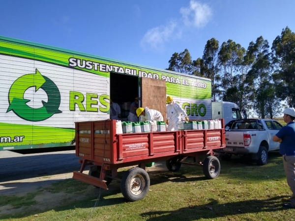 SEGUNDA CAMPAÑA DE RECEPCIÓN DE ENVASES VACÍOS DE AGROQUÍMICOS PARA PROMOVER EL CUIDADO DEL AMBIENTE