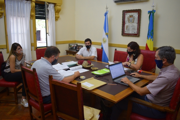 SE CONOCIERON LAS OFERTAS PARA LA CONSTRUCCIÓN DE MÁS DE 40 CUADRAS DE VEREDAS EN EL BARRIO EL ALGARROBO