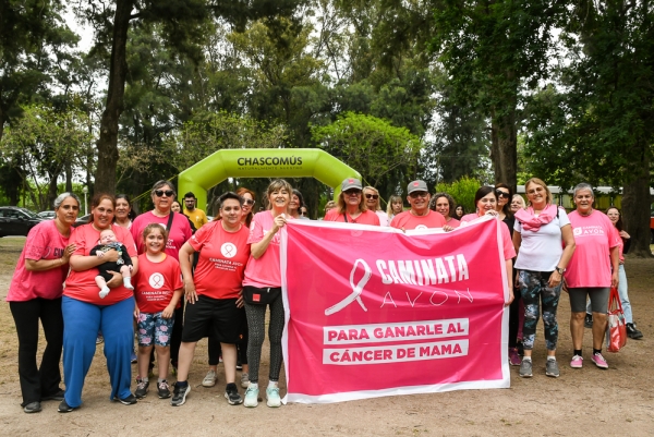  Enriquecedora jornada comunitaria de concientización sobre cáncer de mama