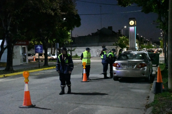 OPERATIVOS DE CONTROL VEHICULAR Y DE ALCOHOLEMIA EN LA ZONA URBANA