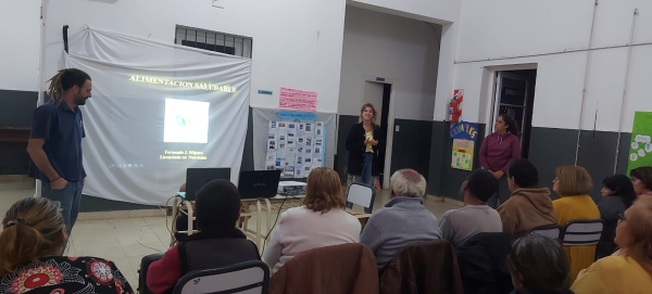 CHARLA SOBRE ALIMENTACIÓN SALUDABLE EN LOS SERVICIOS EDUCATIVOS