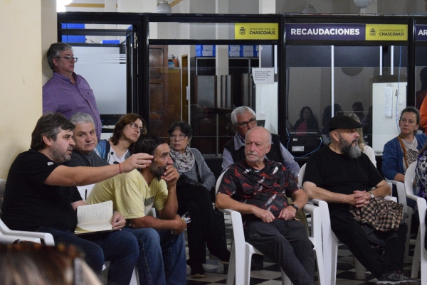 REUNIÓN DEL EJECUTIVO CON VECINOS DEL BARRIO ESCRIBANO SOBRE LA SITUACIÓN DE OBRA