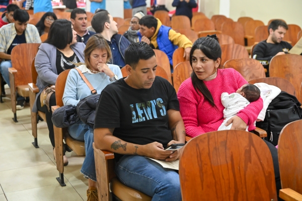 CASI UN CENTENAR DE VECINOS PARTICIPARON DE LA JORNADA DE DONACIÓN DE SANGRE