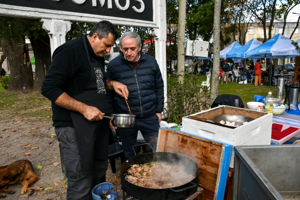 CON GRAN PARTICIPACIÓN DE LOS VECINOS SE DESARROLLÓ LA FERIA DE MERCADOS BONAERENSES 