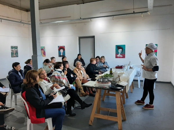 CICLO DE TALLERES DE ALIMENTACIÓN NATURAL EN LA VIEJA ESTACIÓN 