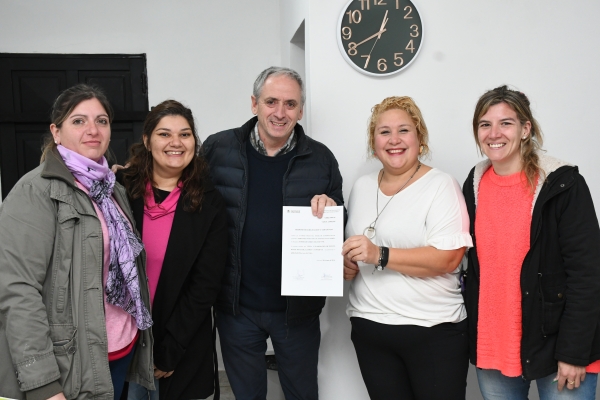 ACOMPAÑAMIENTO MUNICIPAL PARA EMPRENDIMIENTOS LOCALES CON NUEVAS HABILITACIONES PARA COCINAS DOMICILIARIAS