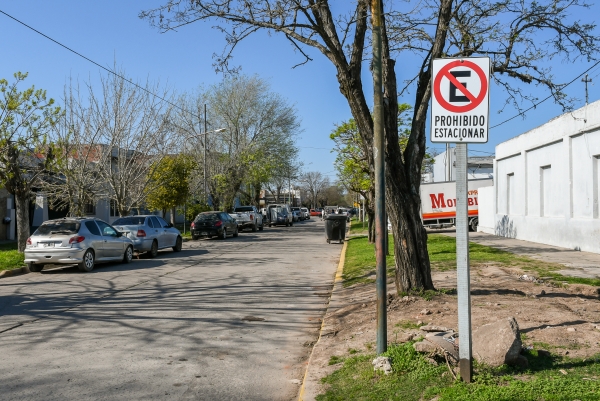 Reorganización del estacionamiento frente al hospital