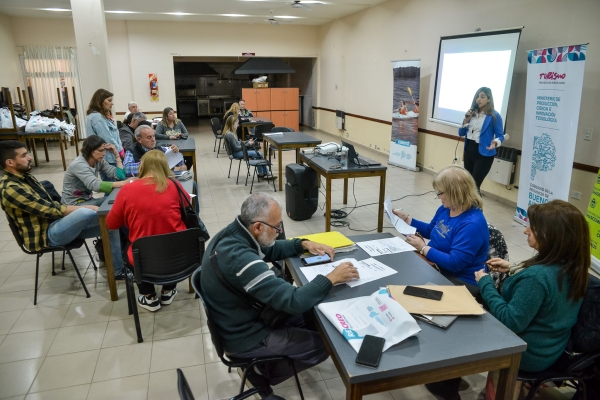  Prestadores turísticos locales se inscribieron en el Registro Provincial de Hotelería