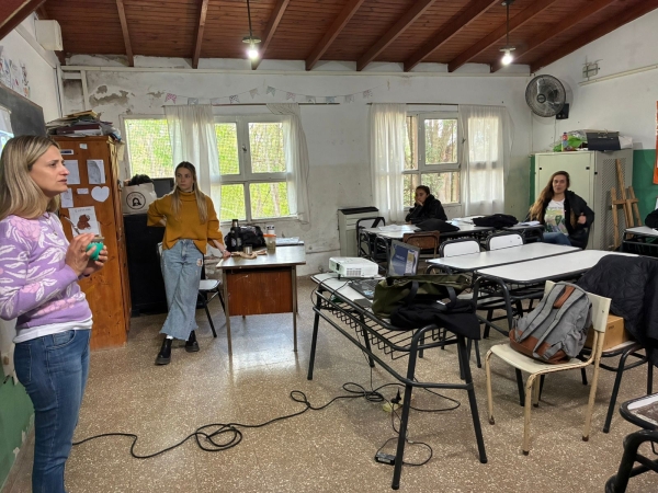  Nueva capacitación para el mundo del trabajo en la Escuela N° 9