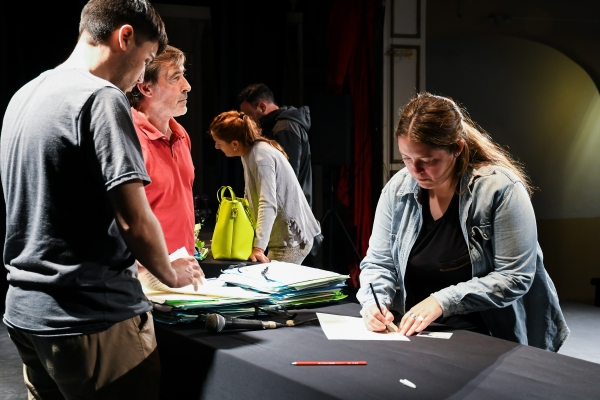 135 vecinos firmaron escrituras para acceder a su título de propiedad y cumplir el sueño de la “casa propia”