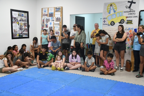 Inauguración del Centro barrial Hogar de Cristo en el barrio San Cayetano