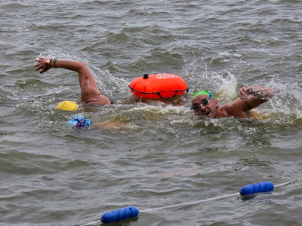 Exitosa primera fecha del circuito de Aguas Abiertas en Chascomús