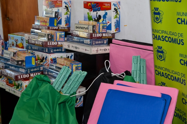  Instituciones locales recibieron material deportivo y juegos para fortalecer espacios educativos y recreativo