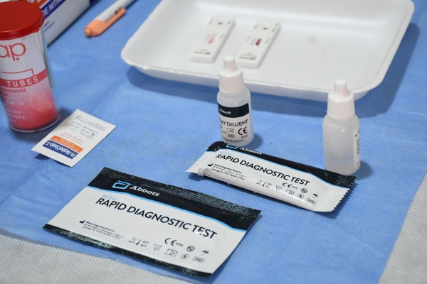 Testeos rápidos para sífilis y HIV