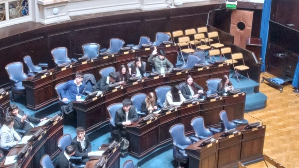 Estudiantes chascomunenses en la Cámara de Diputados bonaerense