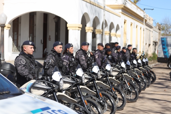  Javier Gastón participó en la presentación del Grupo de Prevención Motorizada en Ranchos