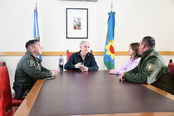  El intendente recibió al nuevo titular del Comando de Patrulla Rural
