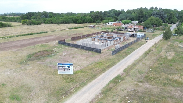 Avanza a buen ritmo la obra del Espacio Comunitario en el barrio La Esmeralda