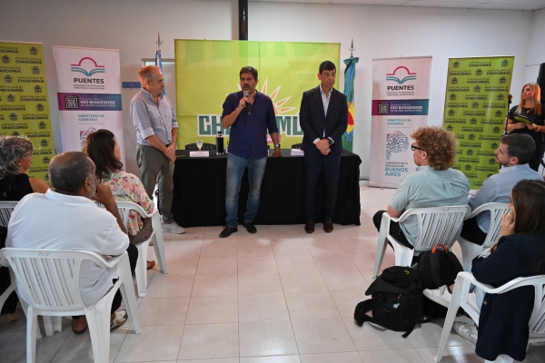Javier Gastón y el ministro Carlos Bianco presentaron una nueva carrera universitaria para Chascomús