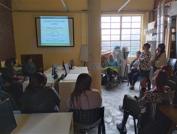  Se ofrece el taller “Proyectando mi futuro laboral” para jóvenes