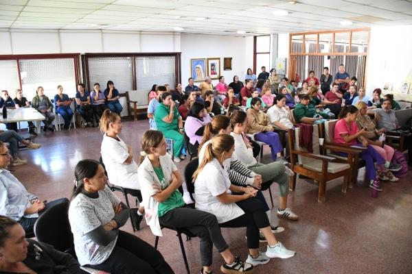 Nueva capacitación en la Residencia Municipal de Larga Estadía