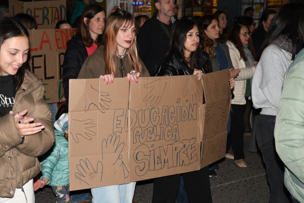 La educación universitaria no es un gasto: es una decisión de futuro