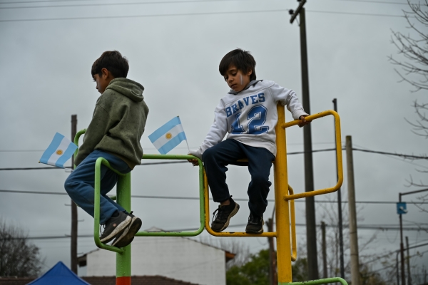 La comunidad de Chascomús celebró el Día del Vecino a pura música y alegría