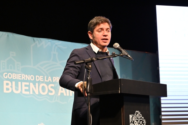 347 familias chascomunenses recibieron las escrituras de sus viviendas
