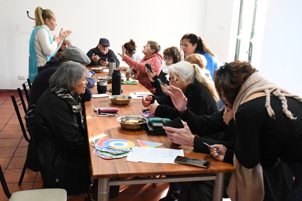 Taller de Digitalización para personas mayores: herramientas para achicar la brecha digital