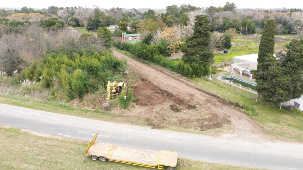 Tareas de mantenimiento y mejoras en el barrio Parque Girado