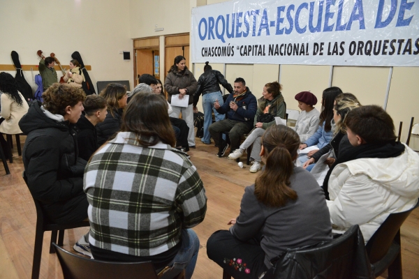 Jóvenes de Chascomús realizan campañas solidarias en el marco de la Agenda Participativa