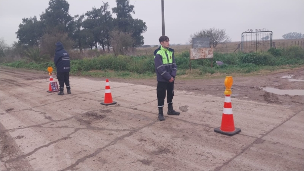 Controles para restringir la circulación de camiones en caminos rurales tras las lluvias