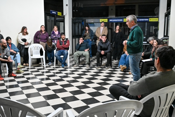  La Cooperativa Por un Techo Propio II recibió los proyectos para avanzar con la infraestructura del barrio